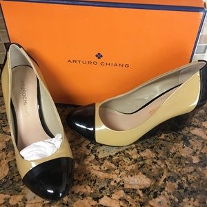 Arturo Chiang Wedge heel